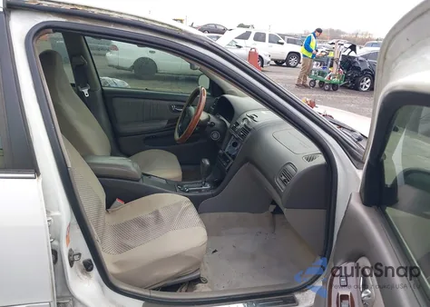 2000 Infiniti I30 Luxury/Touring from USA, damaged, VIN JNKCA31A2YT105358